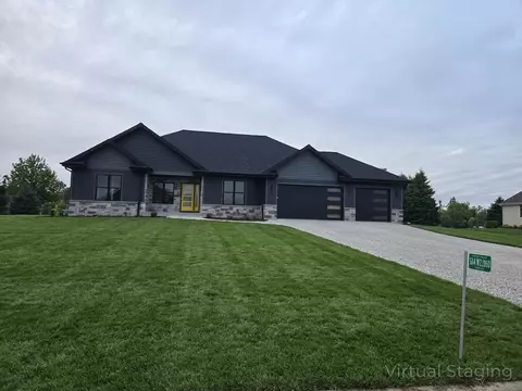 s64w22860 Garrett, Waukesha, WI 53189