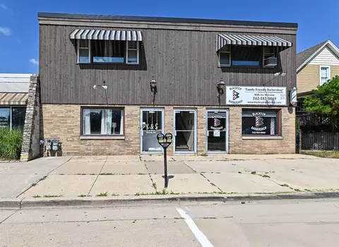 1116 Grove #1118, Racine, WI 53405