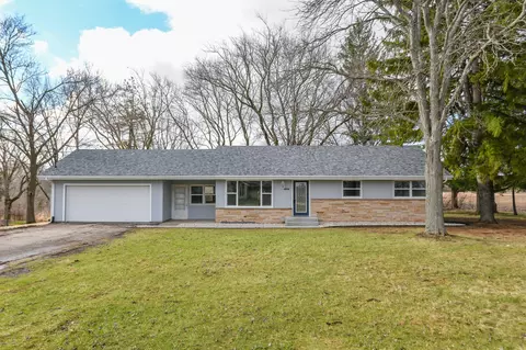 10905 W Oakwood, Franklin, WI 53132