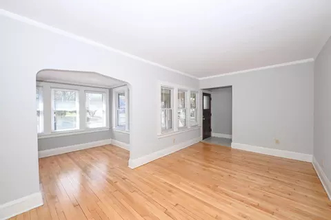 7702 W Lorraine, Milwaukee, WI 53222