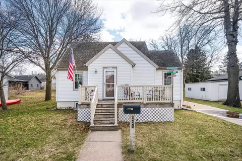 421 E Broadway, Viroqua, WI 54665