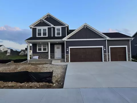 1517 Patton, Hartford, WI 53027