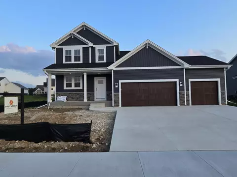 1517 Patton, Hartford, WI 53027