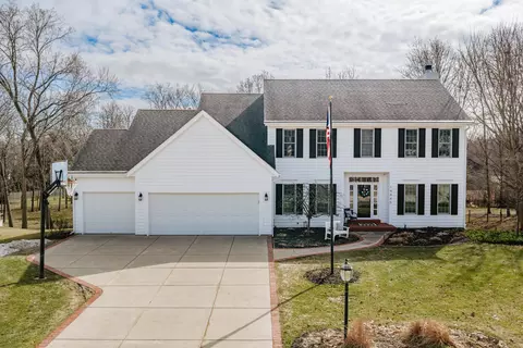 14445 W Meadowshire, New Berlin, WI 53151