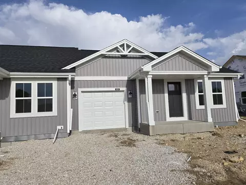 624 Harvest, Hartford, WI 53027