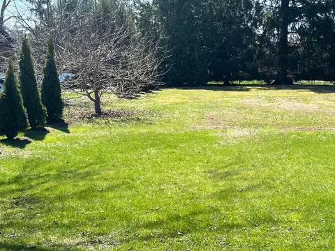 24 25 Hiawatha, Dover, WI 53139