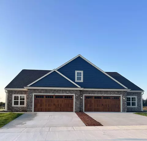 523 Firefly #1, Hartford, WI 53027