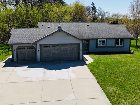 n29w26677 Peterson, Pewaukee, WI 53072