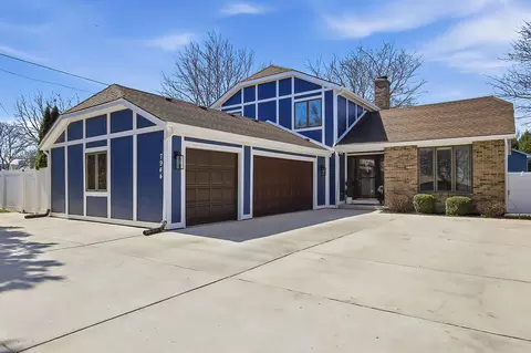 7944 Cooper, Kenosha, WI 53142