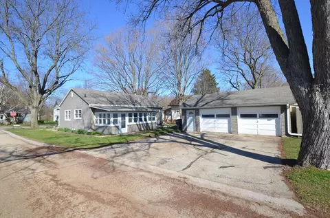 429 S Whiton, Whitewater, WI 53190