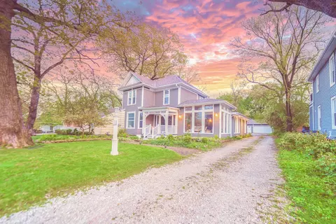 323 W Geneva, Williams Bay, WI 53191