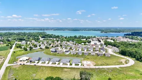 1538 Weston Rdg, Oconomowoc, WI 53066