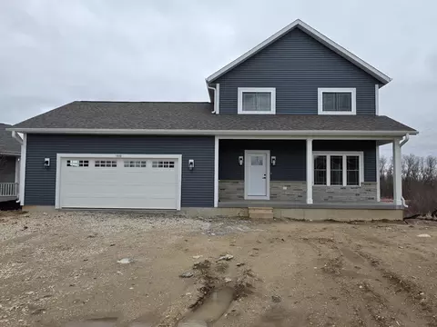 1876 Shyanne, Hartford, WI 53027