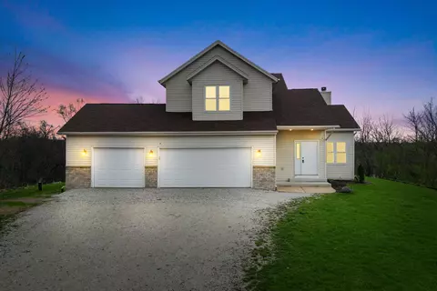 7809 E Wind Lk, Norway, WI 53185