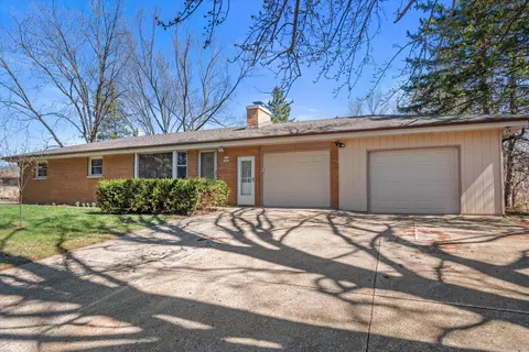 w151n7824 Hilltop, Menomonee Falls, WI 53051