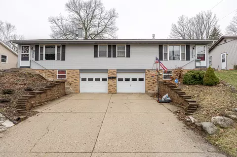 1920 Woodlawn #1922, West Bend, WI 53090