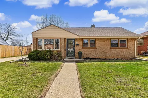 3923 E Iona, Cudahy, WI 53110