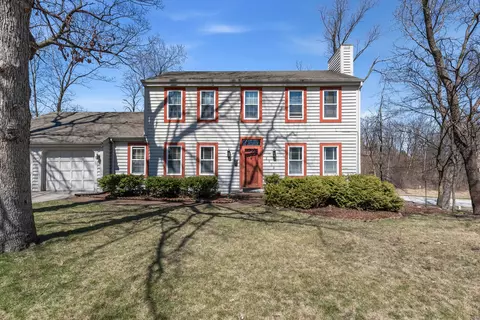 2908 Devonshire, Waukesha, WI 53188