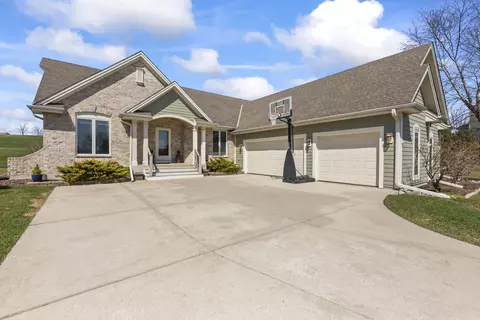 n86w27678 Meadowview, Hartland, WI 53029