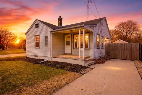 1910 Washington, Kenosha, WI 53140