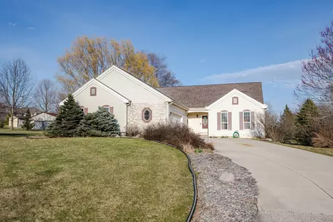 w220n7288 Coventry Mdws, Lisbon, WI 53089