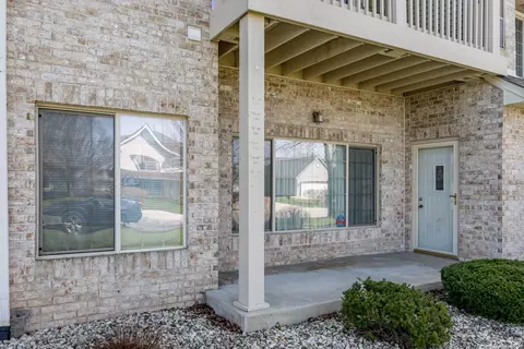6615 Spring Hl #53, Mount Pleasant, WI 53406