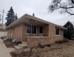 10943 W Harvard, Wauwatosa, WI 53226