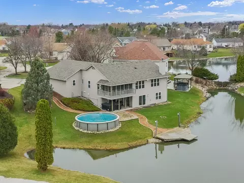 28679 Driftwood, Waterford, WI 53185