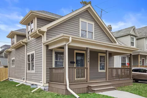 1754 Villa, Racine, WI 53403