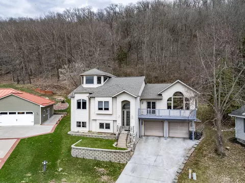 3630 Deerfield, La Crosse, WI 54601