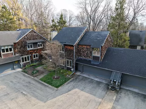 78 Woodfield, Wind Point, WI 53402