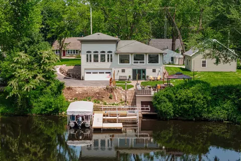5420 W Peninsula, Waterford, WI 53185