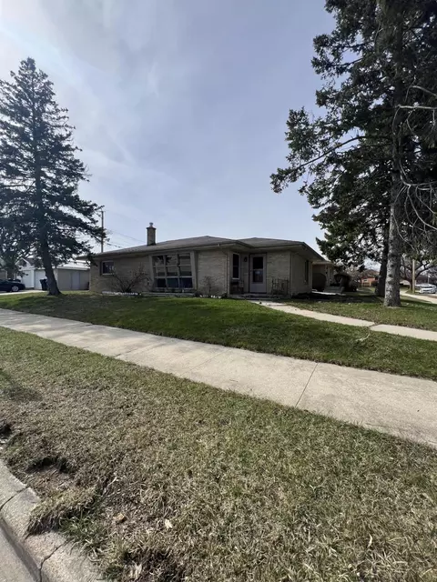1854 Jupiter, Racine, WI 53404