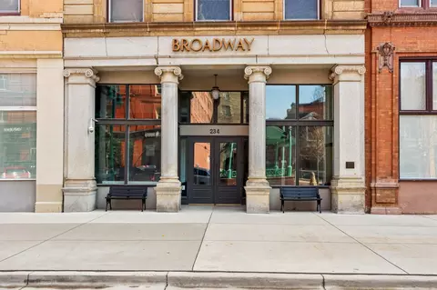 234 N Broadway #211, Milwaukee, WI 53202