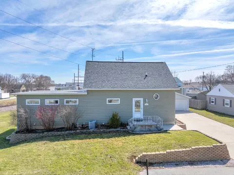 1913 Elm, Sheboygan, WI 53081