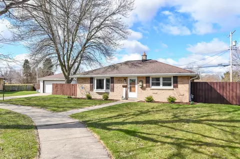 3321 S 70th, Milwaukee, WI 53219