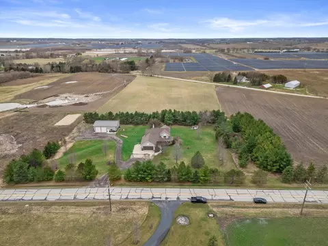 820 172nd, Paris, WI 53182