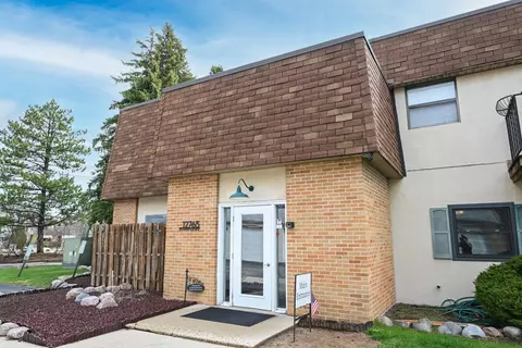 12765 W Hampton #207, Butler, WI 53007