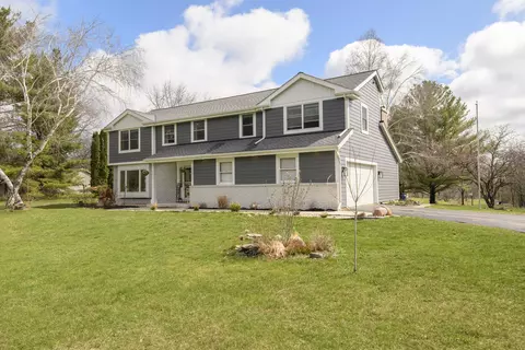 w301s3618 Snowdon, Genesee, WI 53189