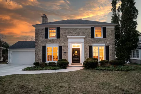 9727 Harding, Wauwatosa, WI 53226