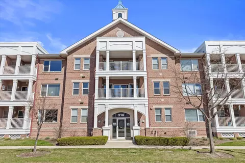316 56th #111, Kenosha, WI 53140