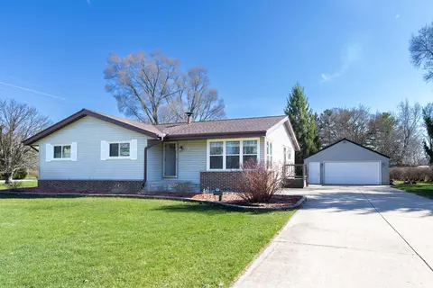s17w37015 Henry, Ottawa, WI 53118