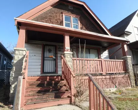 3618 W Burleigh, Milwaukee, WI 53210