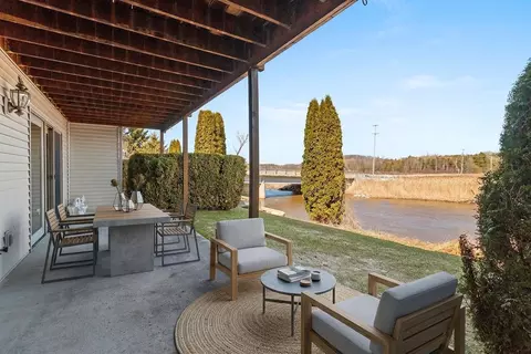 2121 45th UNIT J, Two Rivers, WI 54241