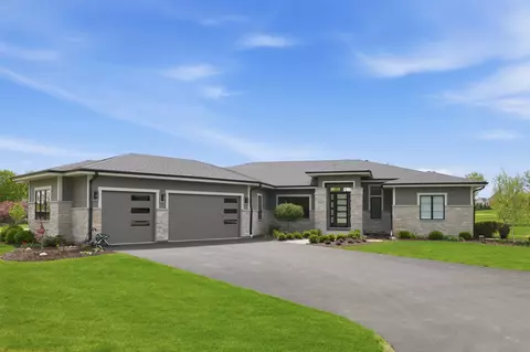 s17w30381 Hazeltine, Genesee, WI 53188