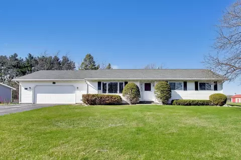 238 Thistledown, Walworth, WI 53184