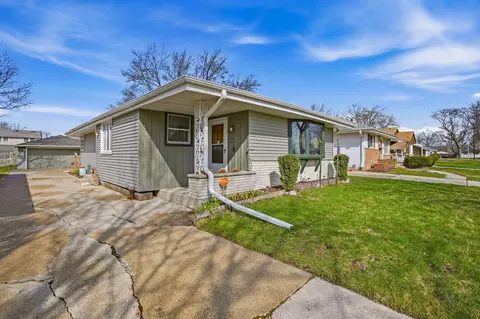 4901 N 104th, Milwaukee, WI 53225