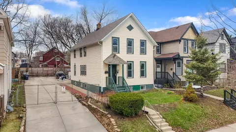 2243 S Woodward, Milwaukee, WI 53207