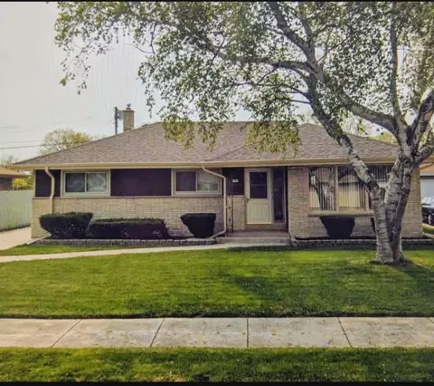 3904 Wilshire, Racine, WI 53402