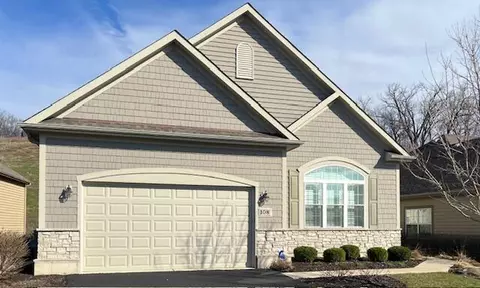 108 Lake Vis, Fontana, WI 53125